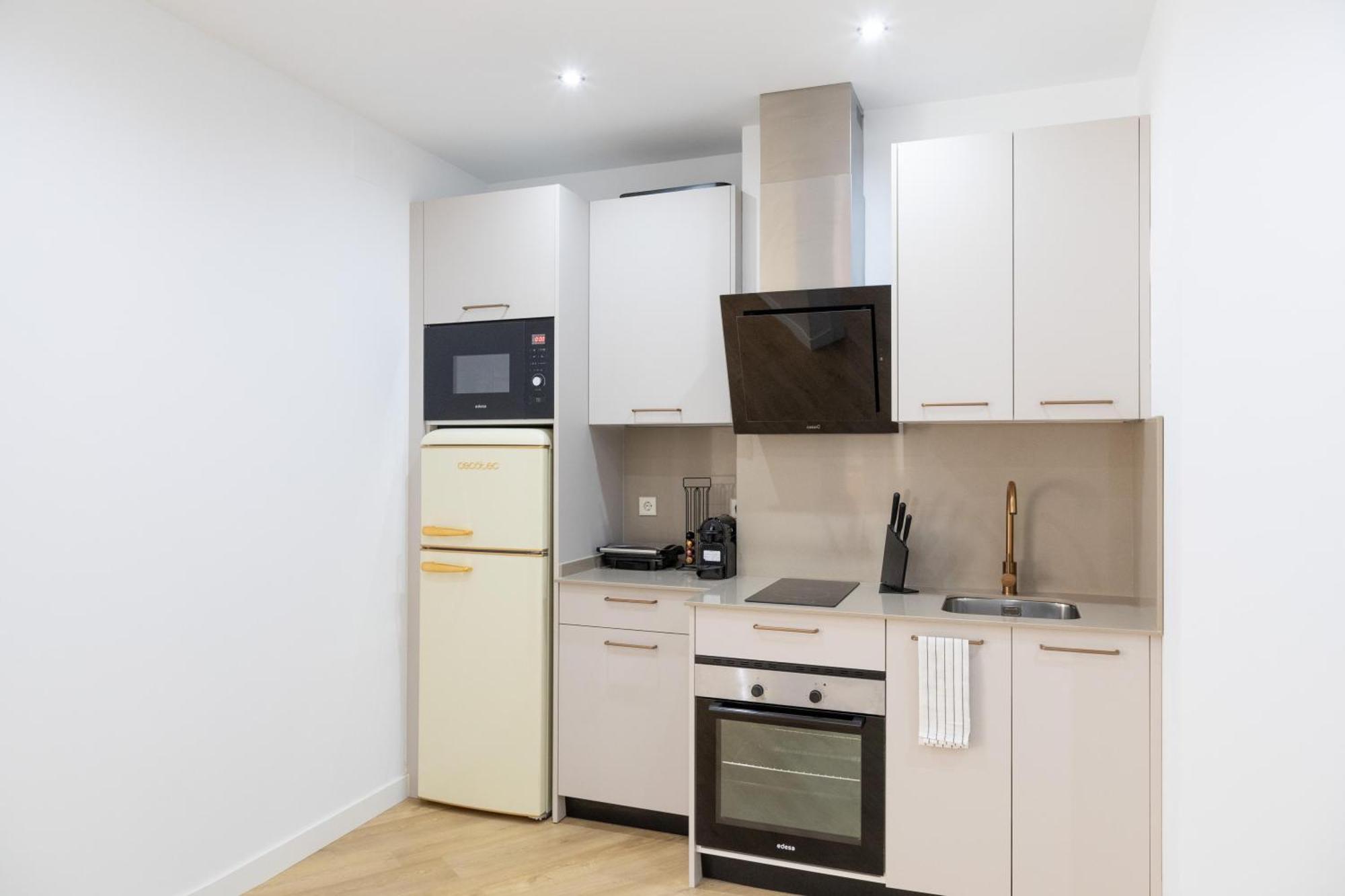 Excelente Apartamento Familiar Madrid Centro Zewnętrze zdjęcie